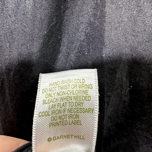 Garnet Hill Blouse Top Women XS Black Long Sleeve Silk Back Scoop Neck - Picture 12 of 12